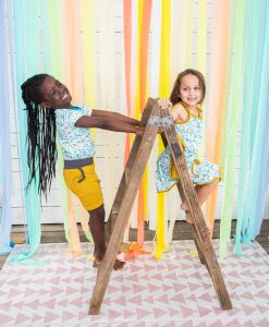 Alternative view of Pantalón Corto Mostaza